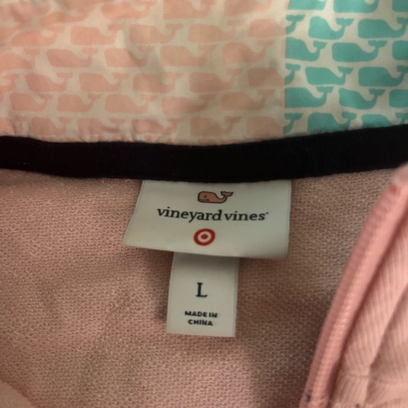 Vineyard Vines women’s 1/4 zip.  Women’s size large. - Picture 3 of 3
